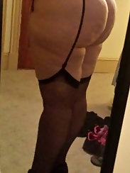 Magnificent plus-size arse and cum covered Face